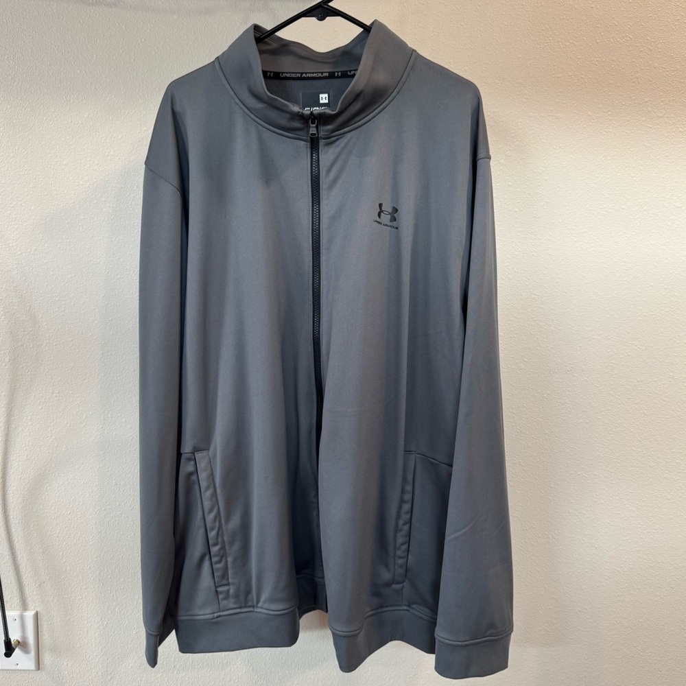 Grey Under Armour Full Zip Hoodie - Size 4XL